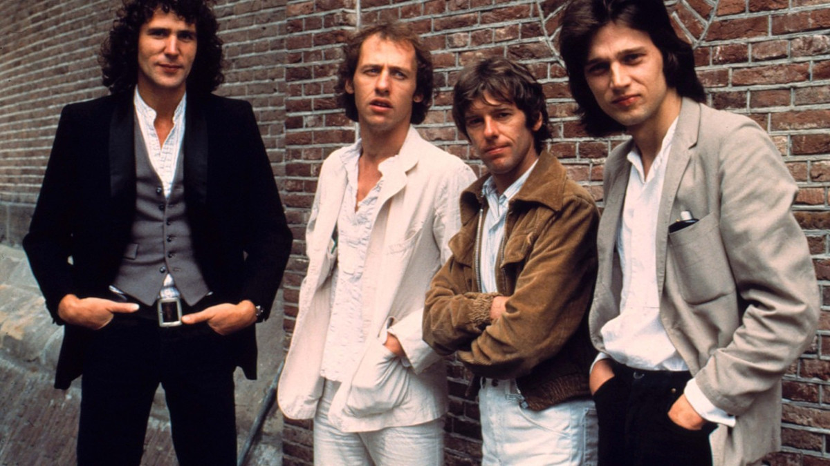 Walk Of Life by Dire Straits, Chords & Lyrics @ The Acoustic Binder